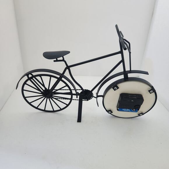 Quartz metal bicycle clock, works. - Picture 3 of 4